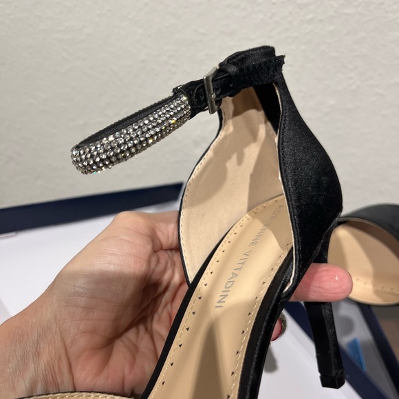 Adrienne Vittadini "Nirvana" Ankle Strap Black Jeweled Women Formal Heels Sz 9 - Picture 7 of 15